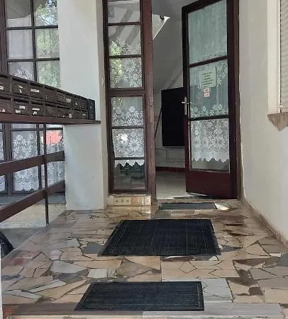 Διαμέρισμα Batory Luxury *